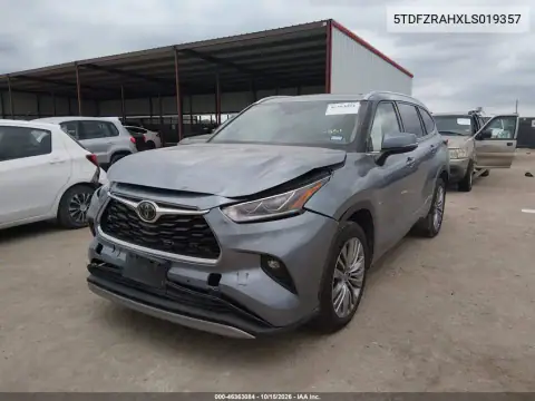 5TDFZRAHXLS019357 — 2020 Toyota Highlander, photo 2 from IAAI, Front end