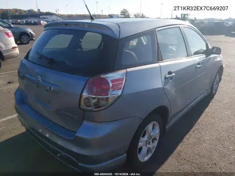 2T1KR32EX7C669207 — 2007 Toyota Matrix, photo 5 from IAAI, Front end