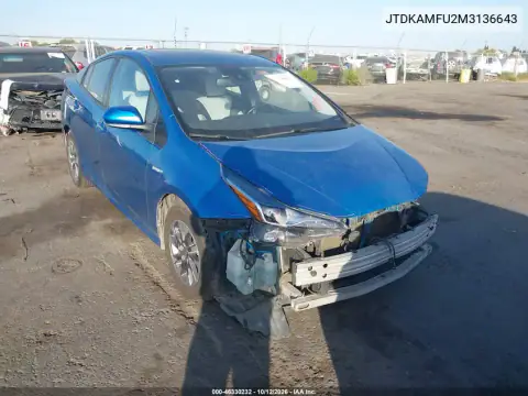 JTDKAMFU2M3136643 — 2021 Toyota Prius, Lewy przód, zdjęć przed naprawą
