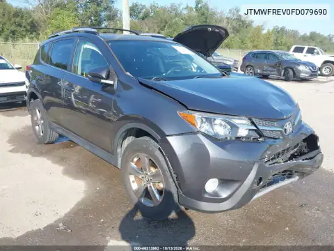 JTMWFREV0FD079690 — 2015 Toyota RAV4, фото 2 с аукциона IAAI, Левый бок