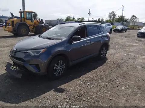 JTMBFREV3HJ115357 — 2017 Toyota RAV4, ფოტო 2, IAAI, უკანა ნაწილი