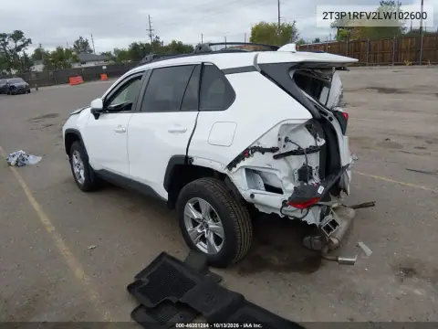 2T3P1RFV2LW102600 — 2020 Toyota RAV4, фото 4 с аукциона IAAI, Передняя и задняя части