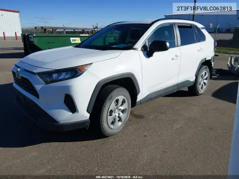 2T3F1RFV8LC062813 — 2020 Toyota RAV4, foto 3 de IAAI, Parte trasera