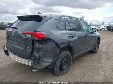 2T3B1RFV4SW620331 — 2025 Toyota RAV4, photo 4 from IAAI 23.09.2026, Rear end