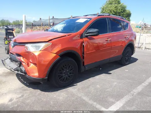 2016 Toyota RAV4 LE VIN JTMZFREV1GD081754 фото 2