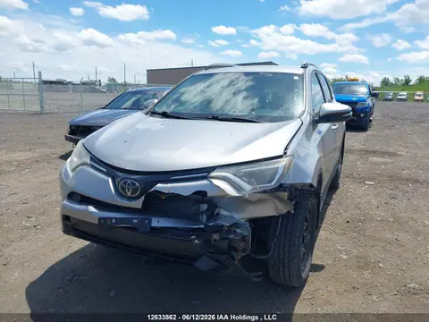 2017 Toyota RAV4 LE VIN 2T3ZFREV3HW379579 фото 2