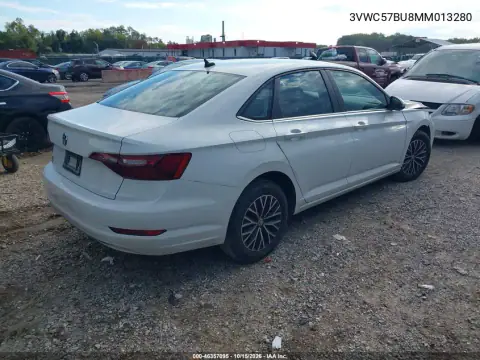 3VWC57BU8MM013280 — 2021 Volkswagen Jetta, foto 5 de IAAI, Parte delantera