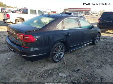 1VWDT7A35HC024358 — 2017 Volkswagen Passat, ფოტო 4, IAAI, წინა და უკანა ნაწილი