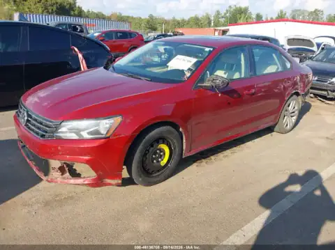 1VWLA7A32KC004366 — 2019 Volkswagen Passat, photo 2 from IAAI, Front and rear