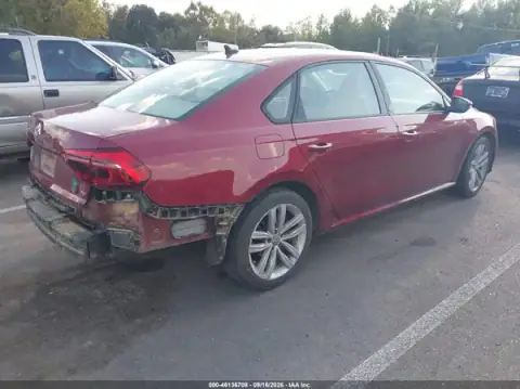 1VWLA7A32KC004366 — 2019 Volkswagen Passat, photo 4 from IAAI, Front and rear