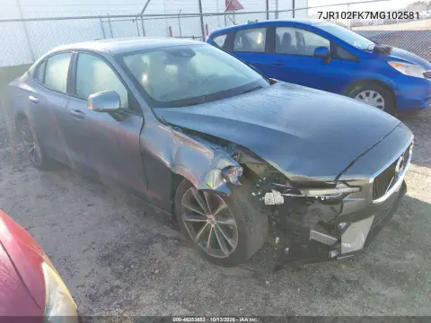 7JR102FK7MG102581 — 2021 Volvo S60, Не указано, фото до ремонта