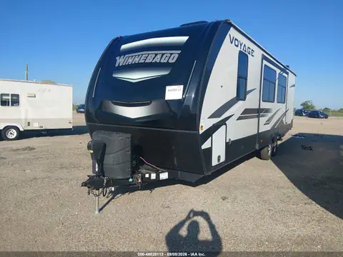 54CTV1Y23M6060965 — 2021 Winnebago Other, photo 2 from IAAI 20.10.2026, Front end
