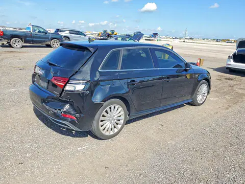 WAUTPBFF2HA035870 — 2017 Audi A3, фото 3 с аукциона Аукцион 26.10.2026, ЗАДНЯЯ ЧАСТЬ