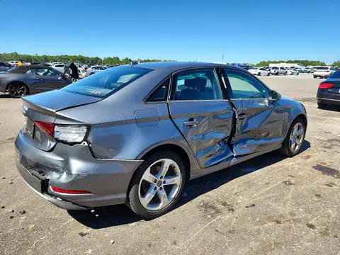 WAUAUGFFXJ1052869 — 2018 Audi A3, zdjęcie 3 z Аукцион 21.10.2026, Tył