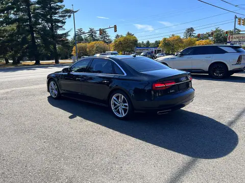 WAU43AFDXHN014203 — 2017 Audi A8, фото 3 з Аукцион 23.10.2026, Незначні вм’ятини й подряпини
