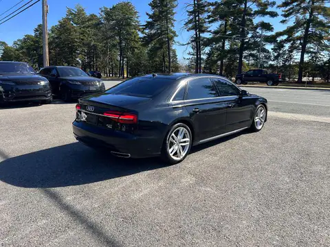 WAU43AFDXHN014203 — 2017 Audi A8, фото 4 з Аукцион 23.10.2026, Незначні вм’ятини й подряпини