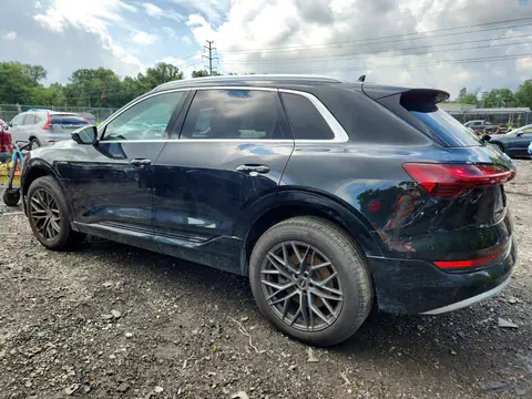 WA1VABGE4KB016171 — 2019 Audi E-Tron, фото 2 с аукциона Аукцион 23.10.2026, ЗАДНЯЯ ЧАСТЬ