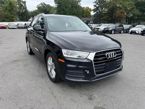 WA1ECCFS2HR013714 — 2017 Audi Q3, ფოტო 4, Аукцион 21.10.2026, მცირე ჩაღრმავებები და ნაკაწრები