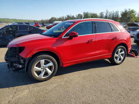 WA1AECF39L1021995 — 2020 Audi Q3, Przód (Front End), zdjęć przed naprawą