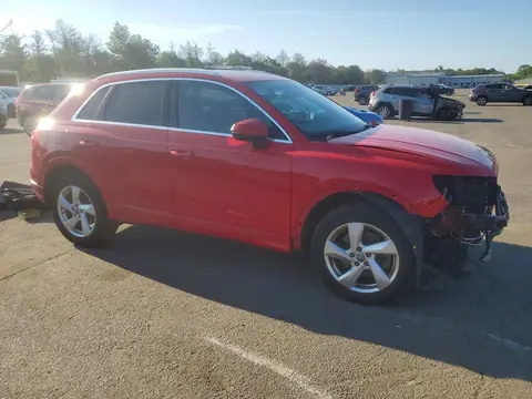 WA1AECF39L1021995 — 2020 Audi Q3, zdjęcie 4 z Аукцион 23.10.2026, Przód