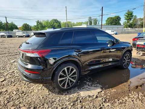 WA1L2BFZ6NP030797 — 2022 Audi Q4 E-Tron, zdjęcie 3 z Аукцион 19.10.2026, Przód