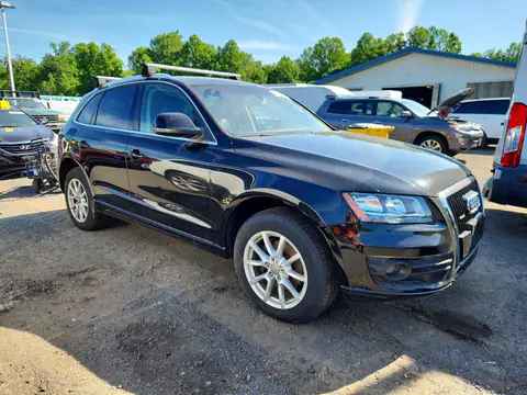 WA1CKAFP3AA077792 — 2010 Audi Q5, foto 4 de Аукцион 22.10.2026, Pequeñas abolladuras y arañazos