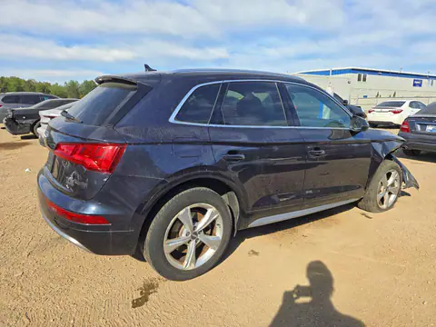 WA1BNAFY8J2045121 — 2018 Audi Q5, zdjęcie 3 z Аукцион 22.10.2026, Przód