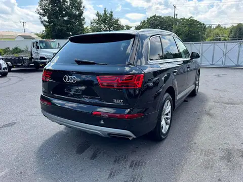 WA1AAAF70HD019576 — 2017 Audi Q7, фото 3 с аукциона Аукцион 21.10.2026, Мелкие вмятины и царапины