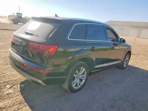 WA1LAAF72JD022946 — 2018 Audi Q7, фото 3 с аукциона Аукцион 28.10.2026, Мелкие вмятины и царапины