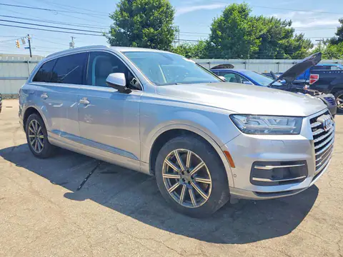 WA1LAAF7XKD001053 — 2019 Audi Q7, фото 4 с аукциона Аукцион 22.10.2026, Мелкие вмятины и царапины