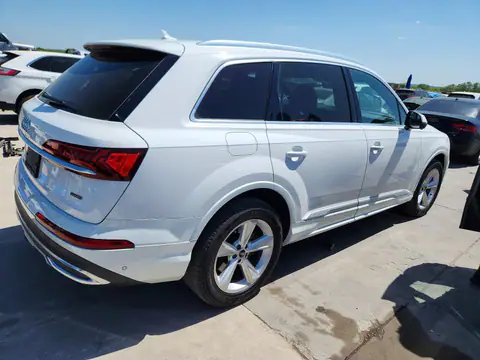 WA1AXAF72MD016963 — 2021 Audi Q7, zdjęcie 3 z Аукцион 22.10.2026, Drobne wgniecenia i rysy