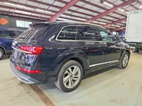 WA1LXAF75MD026685 — 2021 Audi Q7, ფოტო 3, Аукцион 22.10.2026, მცირე ჩაღრმავებები და ნაკაწრები