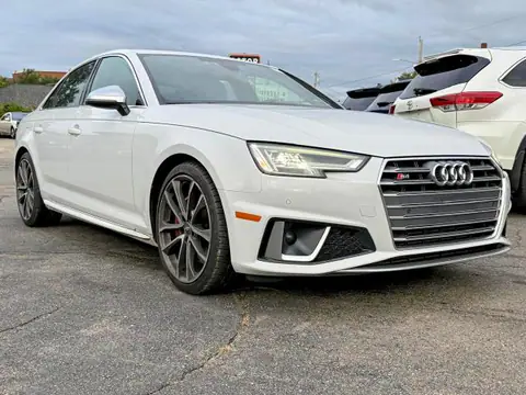 WAUB4AF40KA034558 — 2019 Audi S4, photo 4 from Аукцион 21.10.2026, Minor dents and scratches