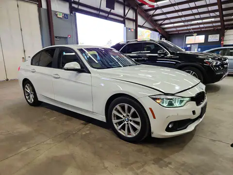 WBA8A3C55JA487147 — 2018 BMW 320, фото 4 с аукциона Аукцион 22.10.2026, ЗАДНЯЯ ЧАСТЬ