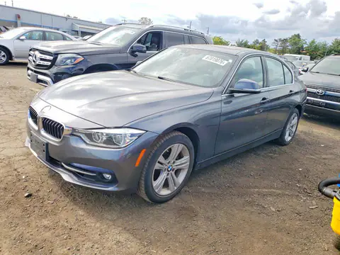WBA8D9C55JEM31437 — 2018 BMW 330, Inundación (Water/Flood), fotos antes de reparar