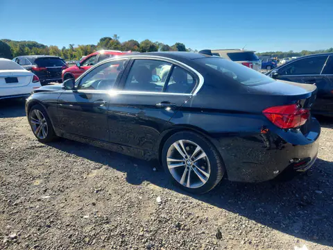 WBA8D9G58JNU72025 — 2018 BMW 330, фото 2 з Аукцион 21.10.2026, Передня частина