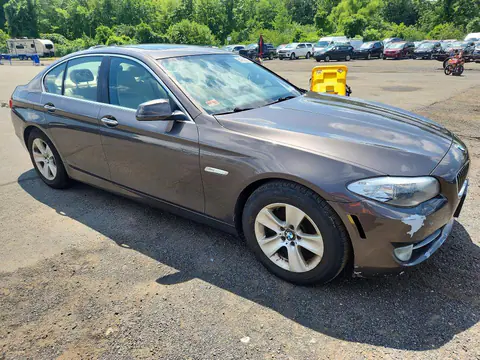 2013 BMW 528 VIN WBAXH5C57DD111443 фото 4