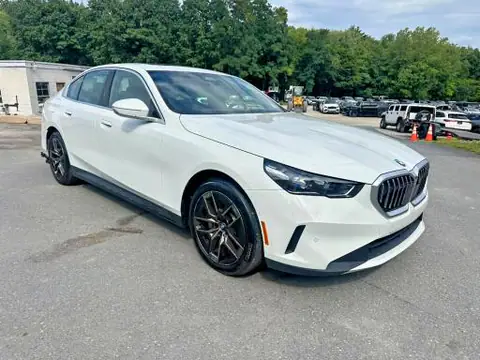 WBA53FJ07VCY10095 — 2027 BMW 530, ფოტო 4, Аукцион 21.10.2026, უკანა ნაწილი