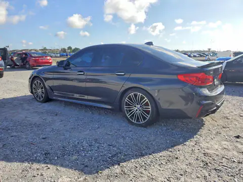 WBAJE7C5XJWC54562 — 2018 BMW 540, фото 2 з Аукцион 23.10.2026, Незначні вм’ятини й подряпини