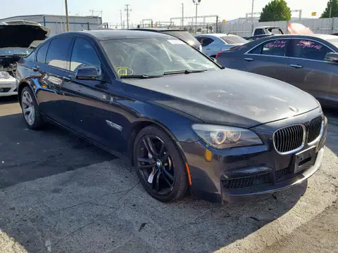 WBAKA8C58CDS99761 — 2012 BMW 750 I, Przód (Front End), zdjęć przed naprawą