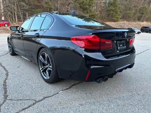 WBSJF0C0XLB449010 — 2020 BMW M5 BASE, foto 4 de Аукцион 21.10.2026, Pequeñas abolladuras y arañazos