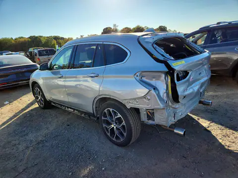 WBXJG9C04M5T42336 — 2021 BMW X1, zdjęcie 2 z Аукцион 21.10.2026, Tył