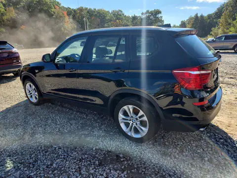 5UXWX7C31H0U44065 — 2017 BMW X3, zdjęcie 2 z Аукцион 21.10.2026, Normalne zużycie