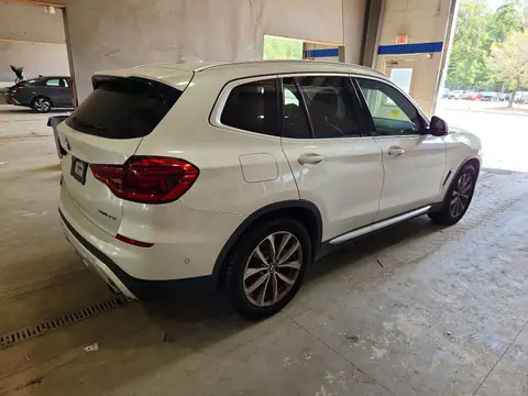 5UXTR9C54KLP92071 — 2019 BMW X3, zdjęcie 3 z Аукцион 16.10.2026, Wandalizm
