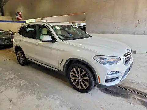 5UXTR9C54KLP92071 — 2019 BMW X3, zdjęcie 4 z Аукцион 16.10.2026, Wandalizm