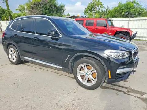 5UXTY3C02M9E96571 — 2021 BMW X3, zdjęcie 4 z Аукцион 20.10.2026, Zalanie