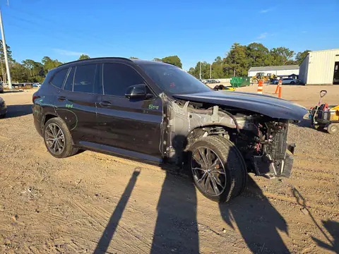 5UX83DP03N9J11263 — 2022 BMW X3, фото 4 з Аукцион 27.10.2026, Передня частина
