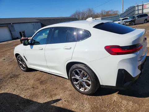 5UX43DT09P9R39485 — 2023 BMW X4, foto 2 de Аукцион 22.10.2026, Pequeñas abolladuras y arañazos