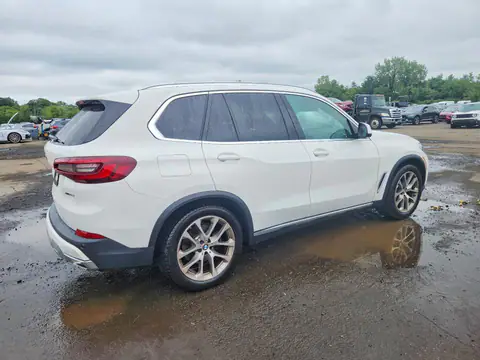 5UXCR6C01P9R88525 — 2023 BMW X5, zdjęcie 3 z Аукцион 27.10.2026, Zalanie
