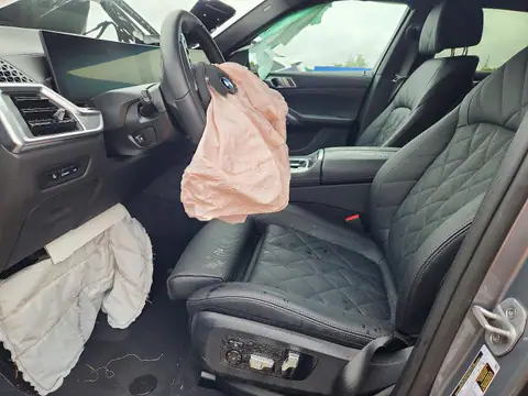 5UX33EX01V9523553 — 2027 BMW X6, photo 7 from Аукцион 12.10.2026, Front end